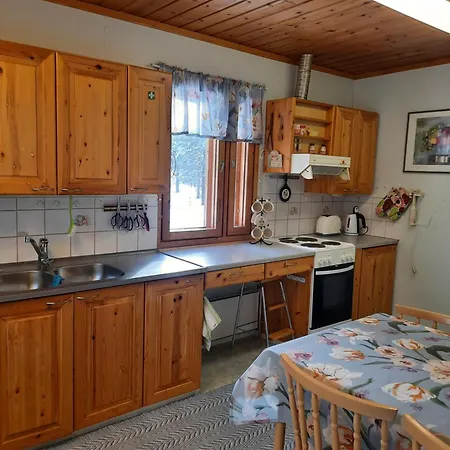 シャレー Samanitieva *